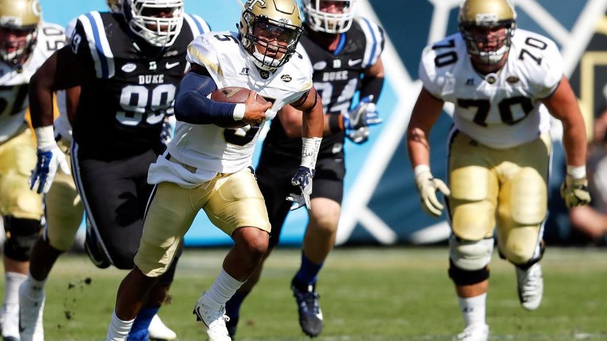 Georgia Tech quarterback Justin Thomas and the Yellow Jackets travel to North Carolina on Saturday.