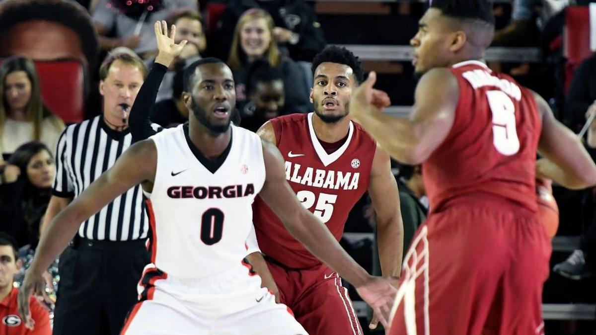 Georgia guard William Jackson (0) and the Bulldogs host Texas on Saturday.