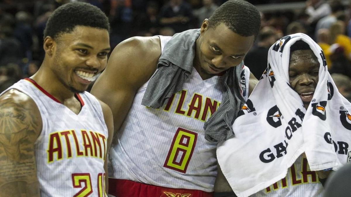 Dwight Howard (8) spent one season with the Atlanta Hawks.