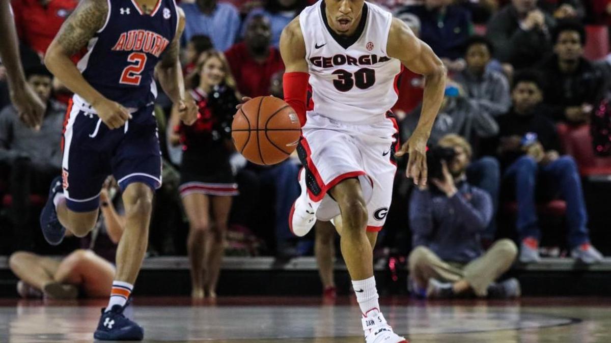 Georgia's J.J. Frazier drives down the court during Wednesday’s game against Auburn.