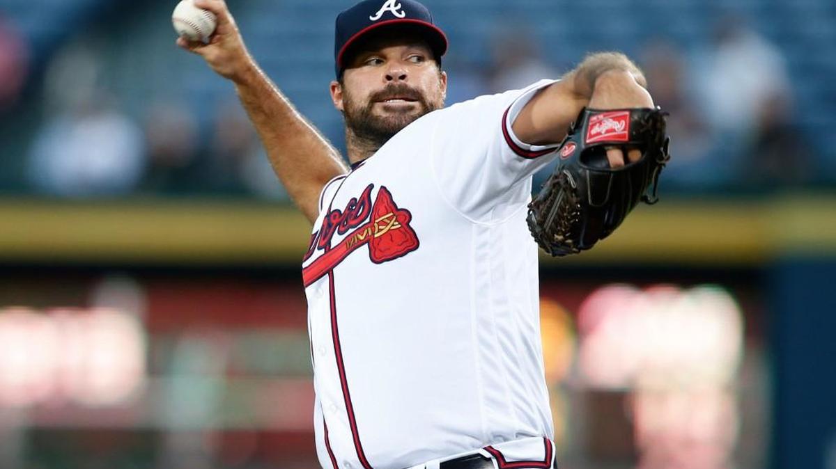 Atlanta Braves starting pitcher Josh Collmenter works in the first inning of a baseball game against the Philadelphia Phillies, Thursday, Sept. 29, 2016, in Atlanta.