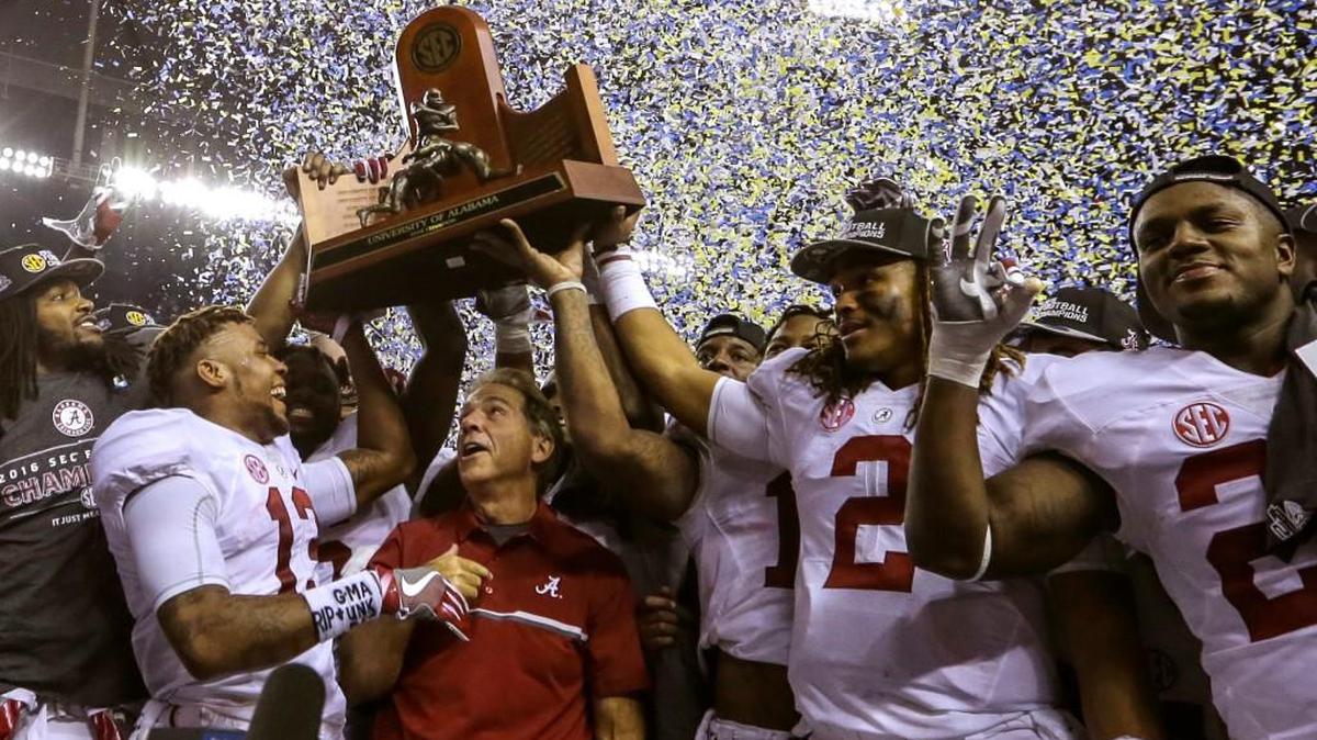 Alabama head coach Nick Saban and the Crimson Tide are looking for their second straight national title.