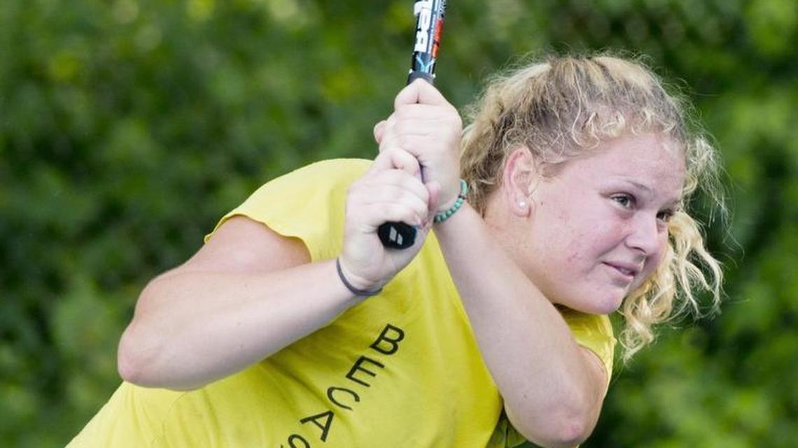 Jones helps send five players to top college tennis programs